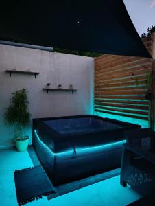 Posezení v ubytování Monstera Lodge