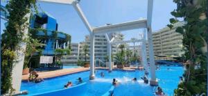 Basen w obiekcie Estudio BenalBeach NEW lub w pobliżu