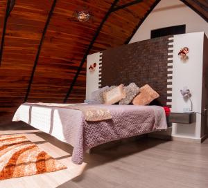 Postel nebo postele na pokoji v ubytování Glamping Pedro 3
