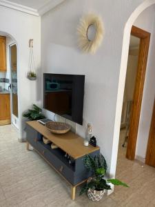 Μια τηλεόραση ή/και κέντρο ψυχαγωγίας στο vera home shine