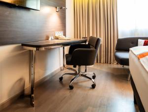Uma área de estar em Novotel Lima San Isidro