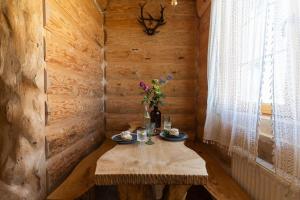 Fotografia z galérie ubytovania GÓRALSKI DOMEK z kominkiem - Highlander Wooden House v destinácii Murzasichle