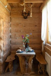 Fotografia z galérie ubytovania GÓRALSKI DOMEK z kominkiem - Highlander Wooden House v destinácii Murzasichle