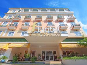 Hoone, kus hotell asub