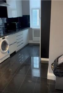 Η κουζίνα ή μικρή κουζίνα στο 2Bedrooms flat in knightstbridge +18 φωτογραφίες