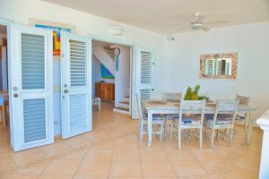 Φωτογραφία από το άλμπουμ του Villa Alba #36 Beachfront σε Las Terrenas