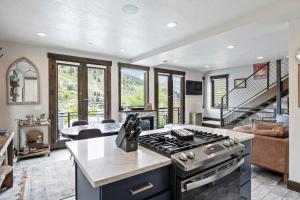 パークシティにあるGorgeous Views for 4, 5 Min to Base, Full Kitchen, 2 Beautiful Patios, Restaurants Nearbyのギャラリーの写真