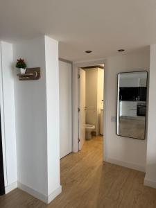 Koupelna v ubytování MarDelSuites - Studio Estándar Piso 12 a Pasos del Mar, Amenities, Seguridad 24hrs, Cochera Opcional