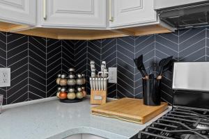 Φωτογραφία από το άλμπουμ του The Secret Sojourn | JZ Vacation Rentals σε O'Fallon +28 φωτογραφίες