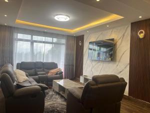 Χώρος καθιστικού στο Nairobi 2