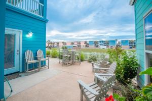 Φωτογραφία από το άλμπουμ του Eleventh Street σε Mustang Beach