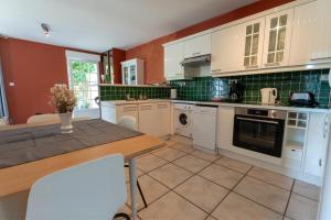 Η κουζίνα ή μικρή κουζίνα στο Gîte Nature en Champagne +6 φωτογραφίες