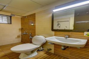 Koupelna v ubytování Super Hotel O G Silver Ashok Nagar
