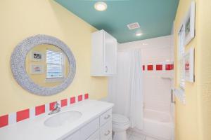 Φωτογραφία από το άλμπουμ του Eleventh Street σε Mustang Beach