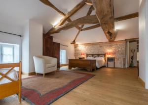 Gallery image of Le Logis D'Azé in Azé