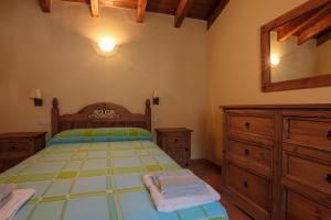 Posteľ alebo postele v izbe v ubytovaní Alojamientos Rurales Hurdes Altas