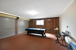 黑荒地4BR 2BA Cozy Blackheath Cottage with Firepit & Pool Table的相册照片