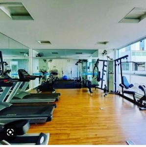 Phòng/tiện nghi tập thể dục tại Apto inteiro pertinho do Shopping 1 qto ar cond +28 ảnh