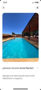 une capture d'écran d'une vidéo d'un match de football dans l'établissement Cabaña Parcela Nativo, à Los Álamos