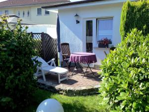 Bungalow in Zinnowitz near Baltic Sea Beach, cleaning included