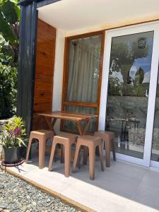Patio nebo venkovní prostory v ubytování Sagada Tiny House with a view