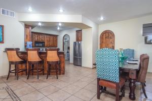 Gallery image of Bella Sirena BB 101 Ultra Modern Ground Floor Large Patio Ocean Front Condo in Puerto Peñasco