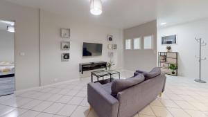 Kuchyňa alebo kuchynka v ubytovaní Grand appartement lumineux