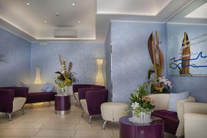 Зображення з фотогалереї помешкання Hotel Cadiz у Ріміні