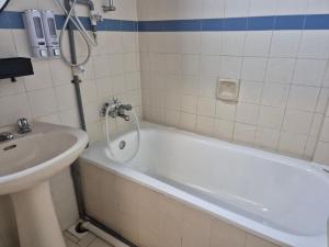 Billede fra billedgalleriet på 2-9pax GFloor PRIVATE BEACH, WATERSPORT, POOL, FREE BBQ Set, Wifi, 50"TV i Port Dickson