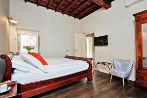 A bed or beds in a room at Cancelleriadieci