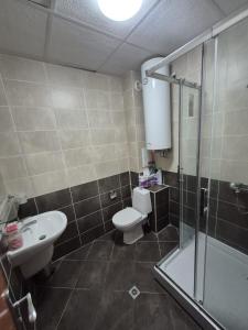 Foto dalla galleria di Ravda a Ravda Altre 17 foto