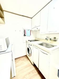 Kuchyň nebo kuchyňský kout v ubytování One Room Goshiwon