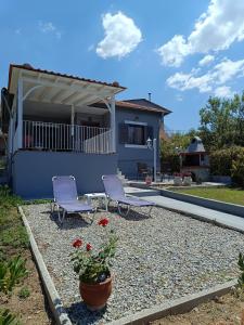 Photo de la galerie de l'établissement Mediterranean Villa, à Vergia