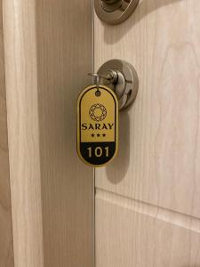 Certifikát, hodnocení, plakát nebo jiný dokument vystavený v ubytování Luxury by SARAY