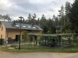 Φωτογραφία από το άλμπουμ του Doppelferienhaus am See & Wald σε Krakow am See