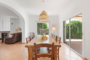 Χώρος καθιστικού στο Villa B & G Pool Relax Gardens