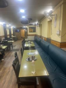 Posezení v ubytování Prashant Hotel
