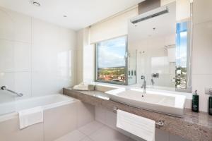 Koupelna v ubytování DoubleTree By Hilton Košice