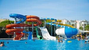 Bazén v ubytování Prestige Resort nebo v jeho okolí