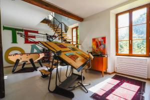 Fotografie z fotogalerie ubytování Le Loft - grand écran - piscine - baby foot - v destinaci Labouheyre