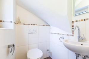 Ένα μπάνιο στο Dünenhäuser Haus 3a +13 φωτογραφίες