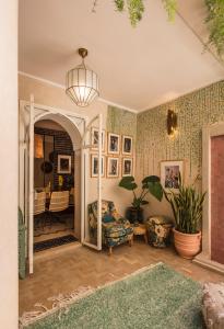 Posezení v ubytování Riad Dar Vevé - Design, style & relax in Dar el Bacha