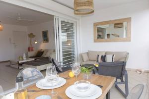 Χώρος καθιστικού στο Bel appartement 2 chambres, proche plage et commerces, 3ilets