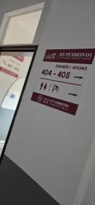 Foto dalla galleria di FlyInn-Pension Airport-Messe a Leinfelden-Echterdingen Altre 14 foto