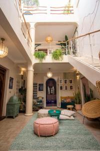 Posezení v ubytování Riad Dar Vevé - Design, style & relax in Dar el Bacha