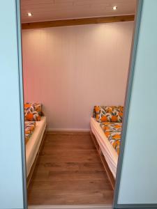 Fotografie z fotogalerie ubytování Holzhaus mit Trailer lasse die Seele baumeln v destinaci Wettringen