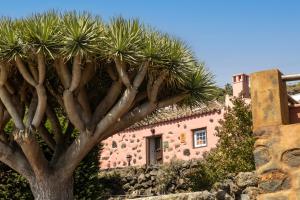 The building in which the holiday home is located