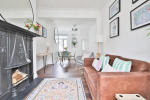 Et opholdsområde på Stunning Cardiff Bay House + 27 billeder