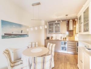 Kuchyň nebo kuchyňský kout v ubytování Ferienwohnung Soleil