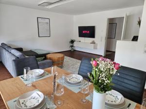 TV/trung tâm giải trí tại VINOKAT Winestyle Living - Exklusiv - Top Lage